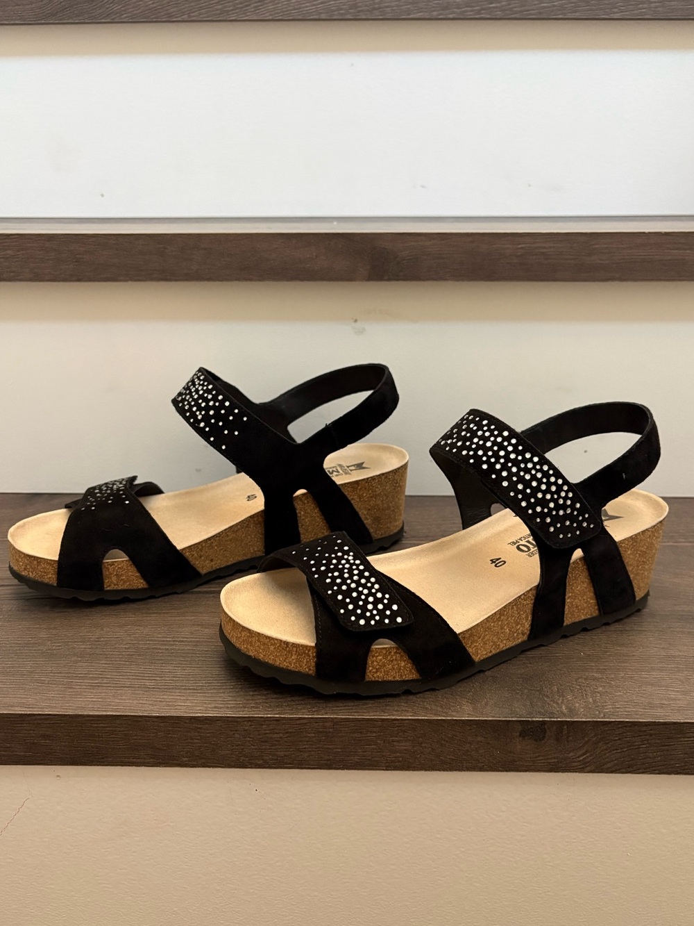 NEW Mephisto Vic Spark Air Relax Black Rhinestone Nubuck Wedge EU 40 US 9.5 - Picture 9 of 15